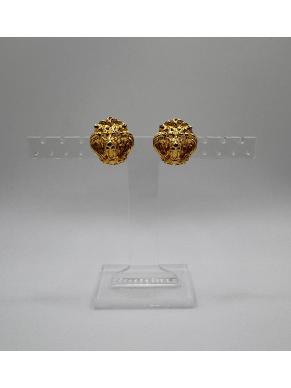 Vintage Gold Tone Lion Head Clip Earrings Bold Statement Runway Style Retro 80’s